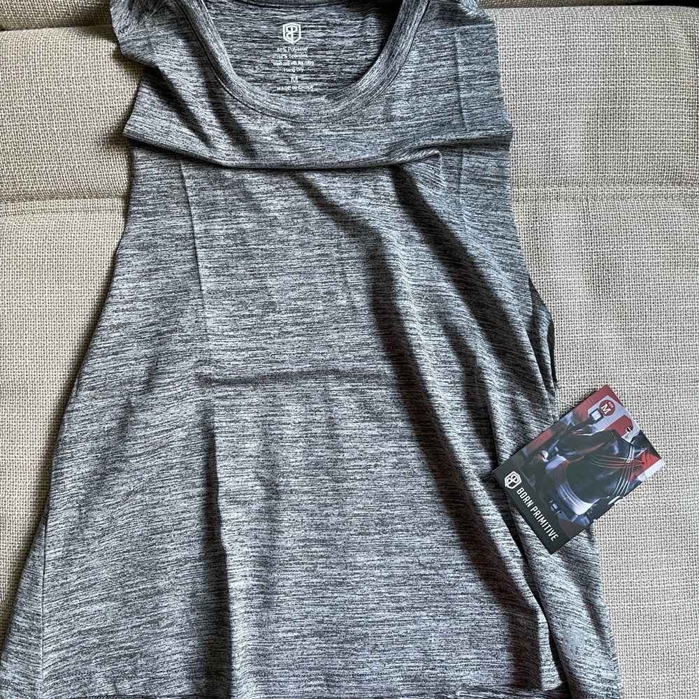 NWT Born Primitive medium heather Elevate crop